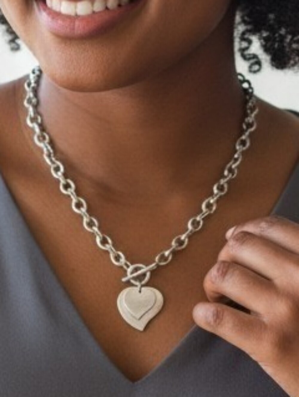 💥4 For $20💥Silvertone Heart Pendant Necklace